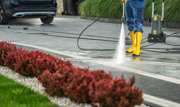 Best Gutter Cleaning  in Myrtletown, CA